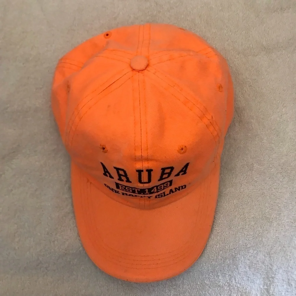 Blue Sky for Aruba-One Happy Island Women's Adjustable Pink Travel Ball Cap